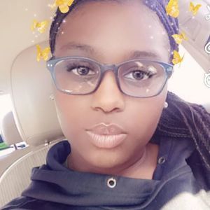 Meet your Posher, Ronnia